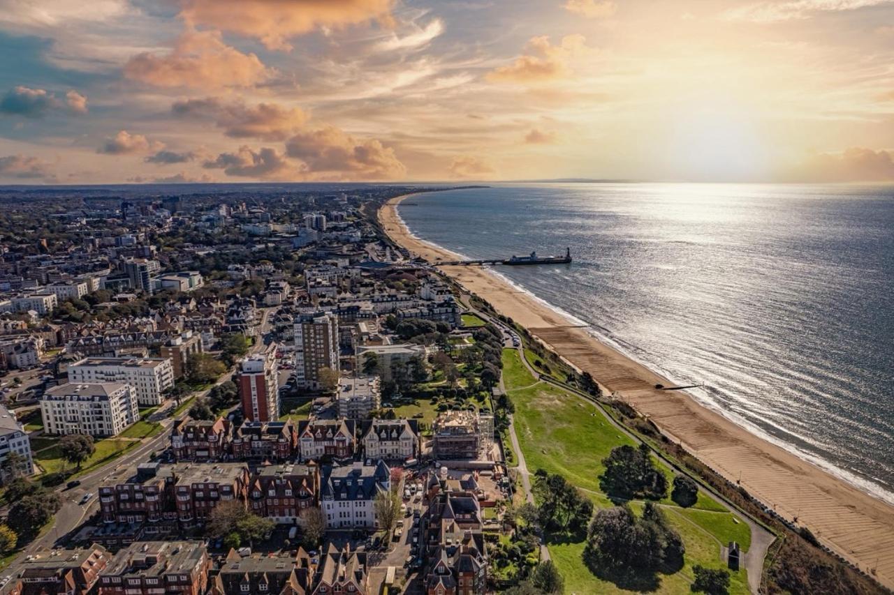 Sea Breeze - Pebbles Appartement Bournemouth Buitenkant foto